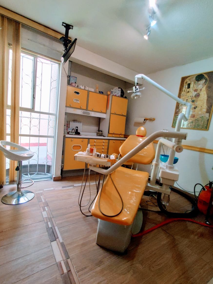 Unidad dental de Clínica Dentamir Los Héroes
